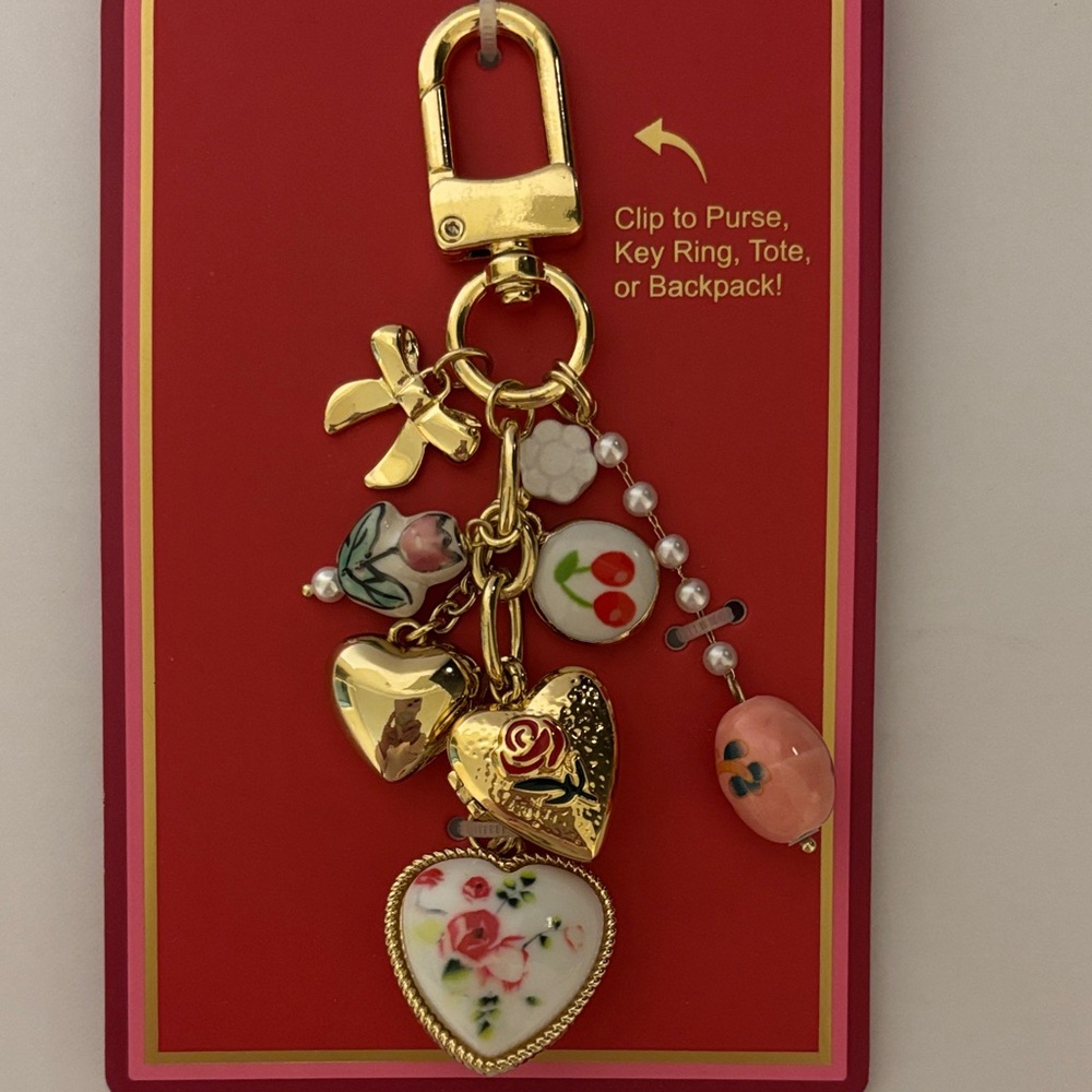 ☀️Piper-K Floral Heart Bag Charm - Picture 2 of 2